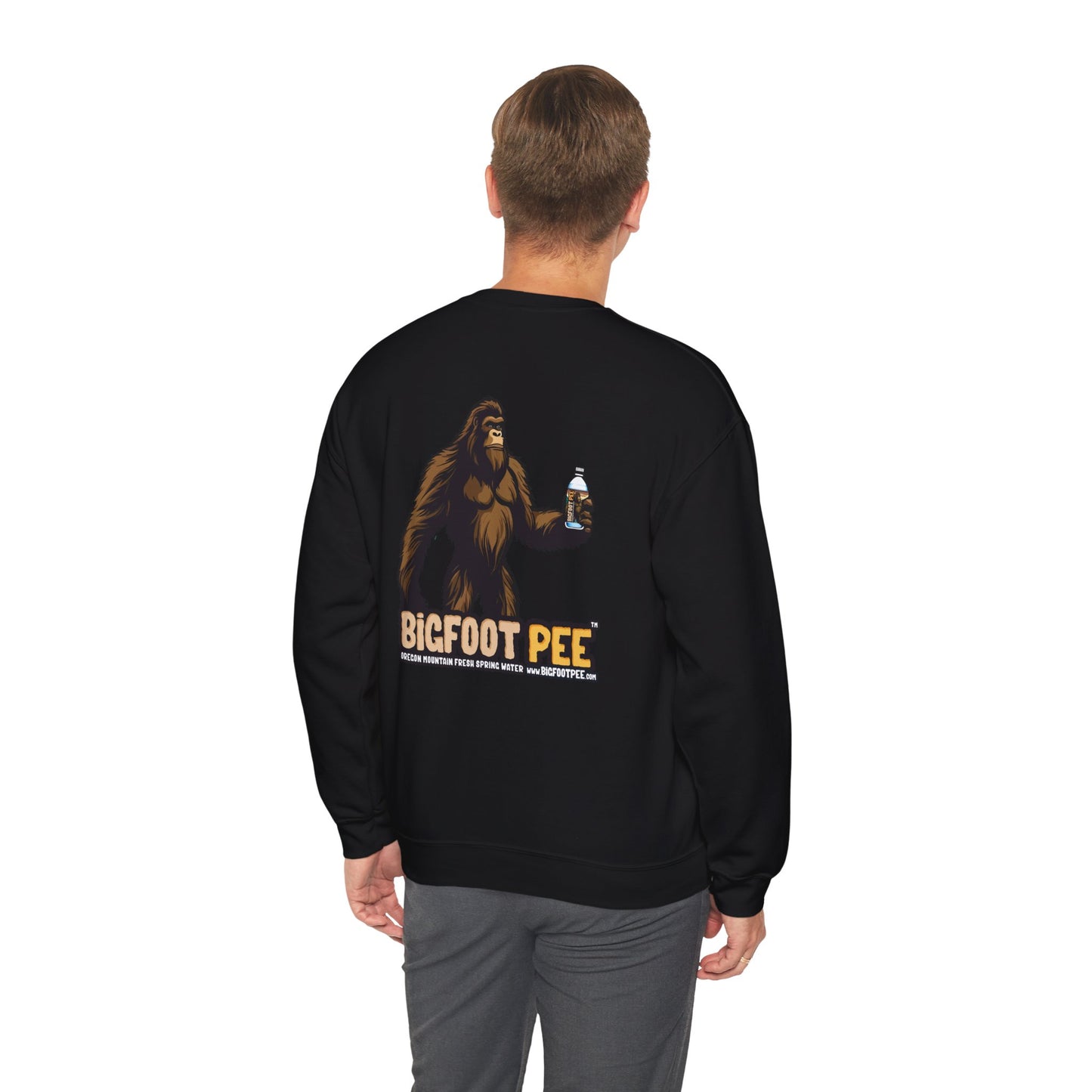 Bigfoot Pee Unisex Heavy Blend™ Crewneck Sweatshirt